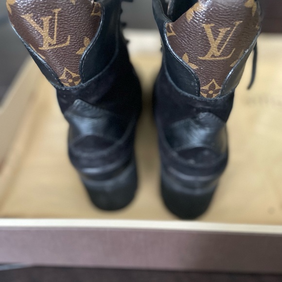 LOUIS VUITTON LAUREATE PLATFORM DESERT BOOT - Picture 10 of 10